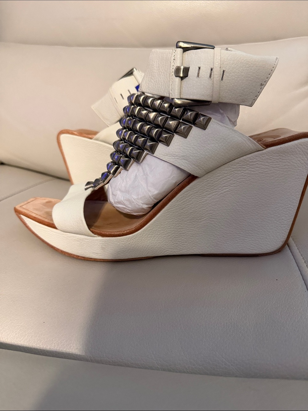 Marc by Marc Jacobs White Leather Platform Sandals with Gunmetal Studs